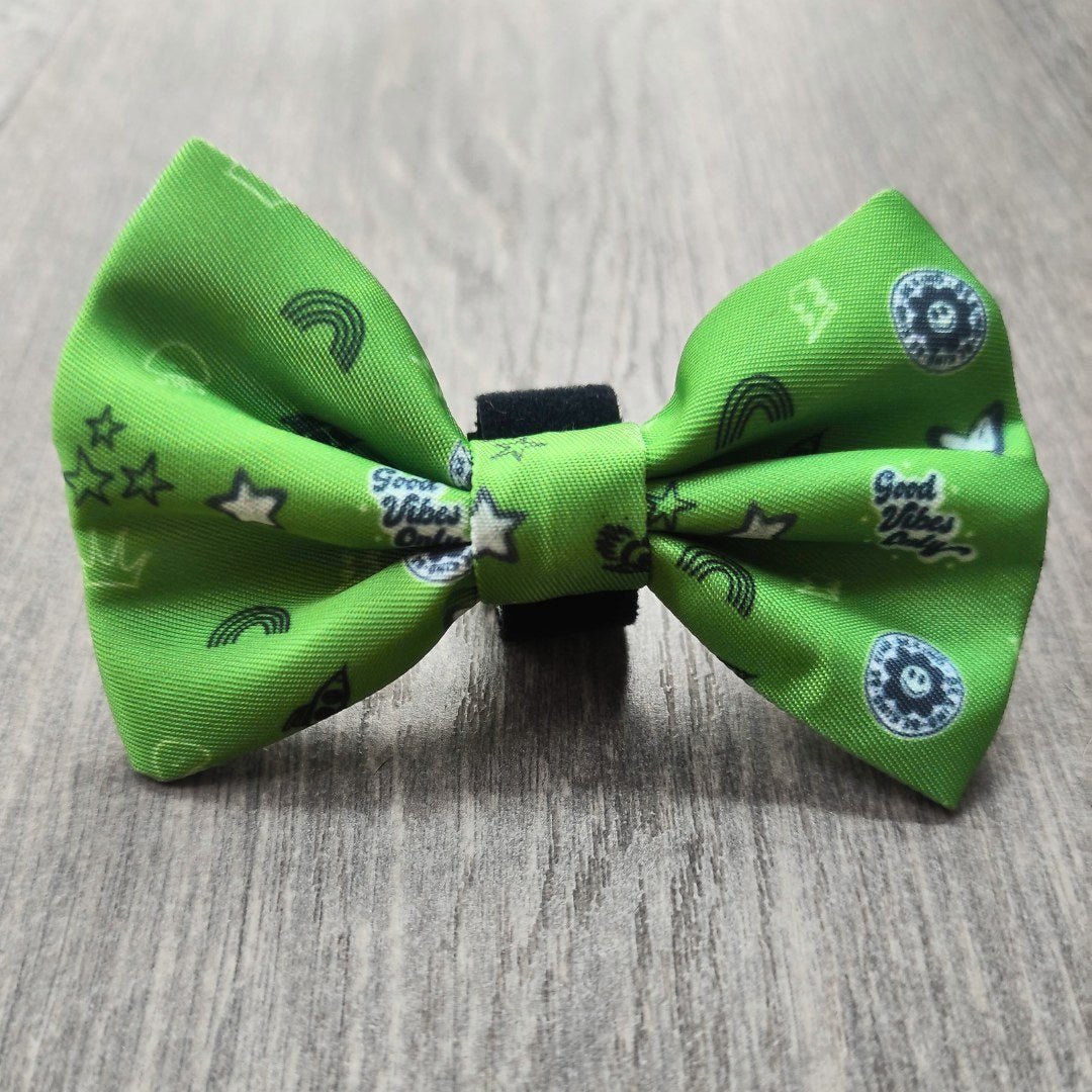 Green Doodle Bow Tie