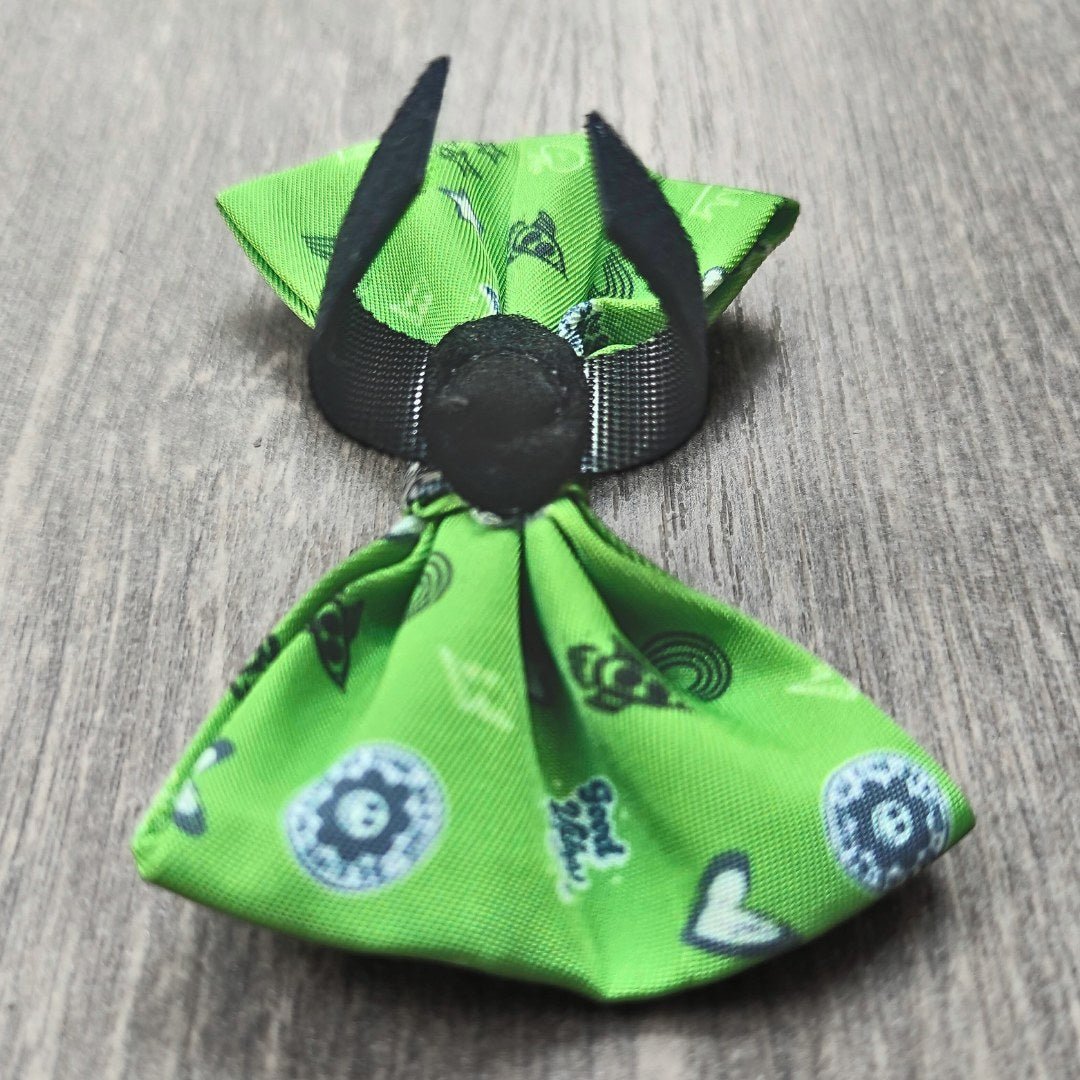 Green Doodle Bow Tie